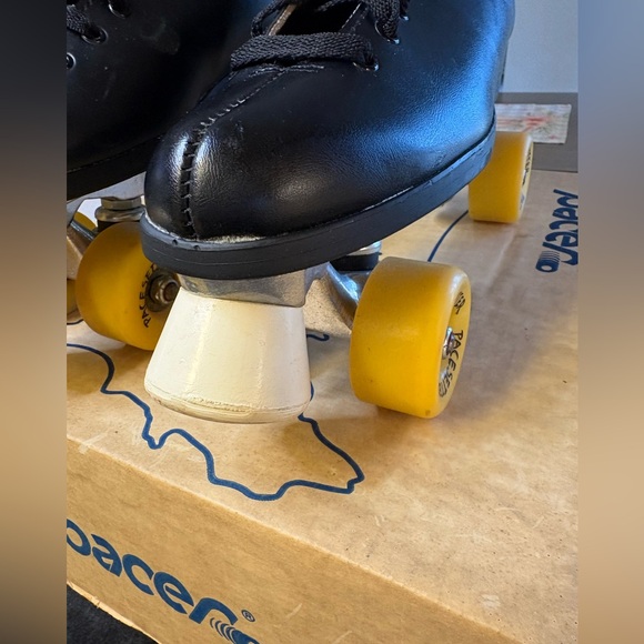 Vintage Black Pacer Brand Mens Size 9 Roller Skates - Picture 7 of 14